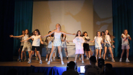 Творческий номер 4-го отряда!